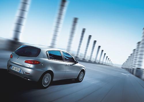 Fotky: Alfa Romeo 147 1.6 TS Eco Impression (foto, obrazky)