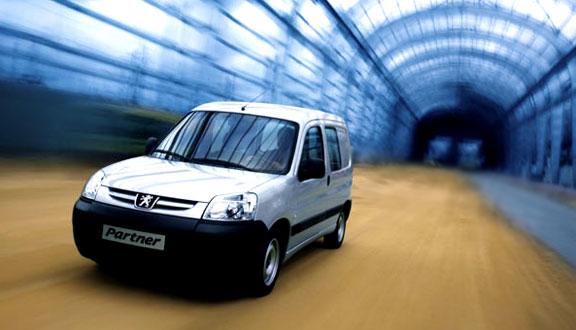 Fotky: Peugeot Partner Kombi D70 Presence (foto, obrazky)