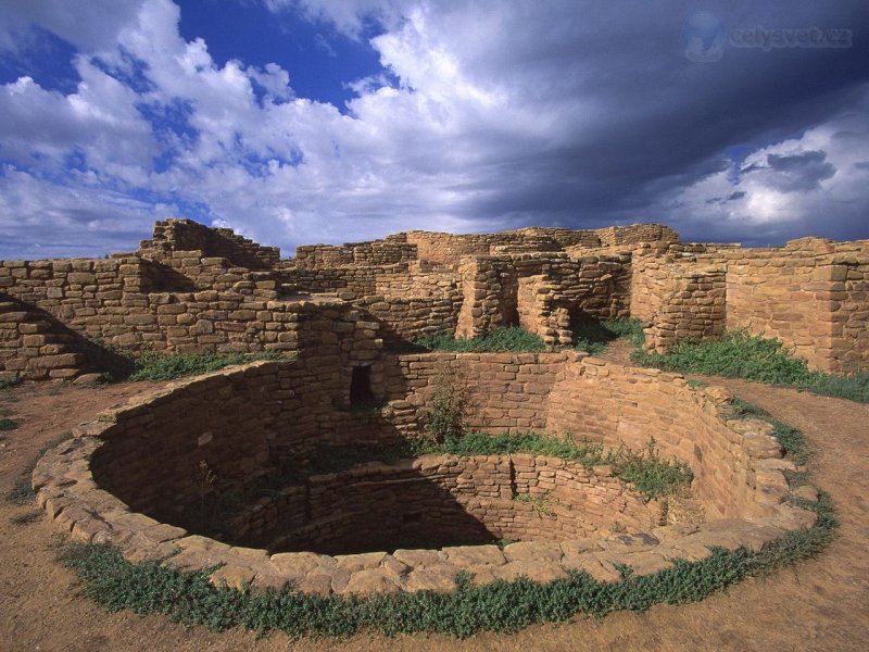 Foto: Pueblo Indian Dwellings, Built Around 1200 Ad, Mesa Verde National Park, Colorado